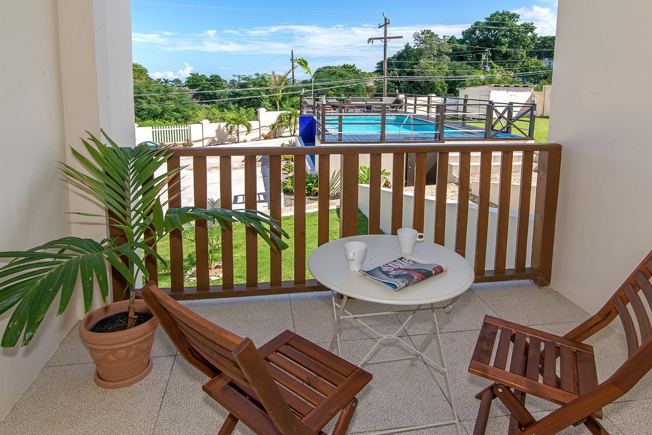 Luxury 2Br Home Facing Beach W/Pool Montego Bay #4 Exteriör bild