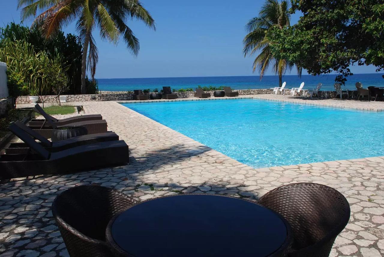 Luxury 2Br Home Facing Beach W/Pool Montego Bay #4 Exteriör bild